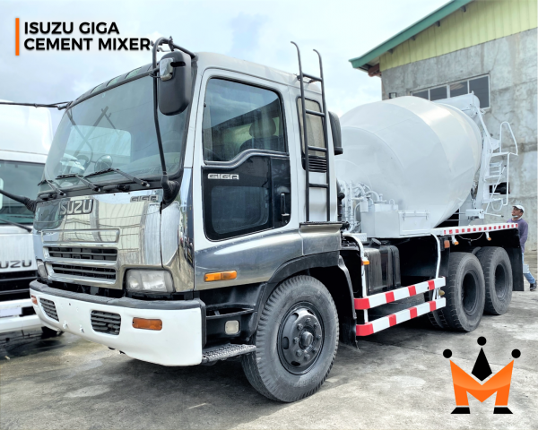 Isuzu Giga Cement Mixer