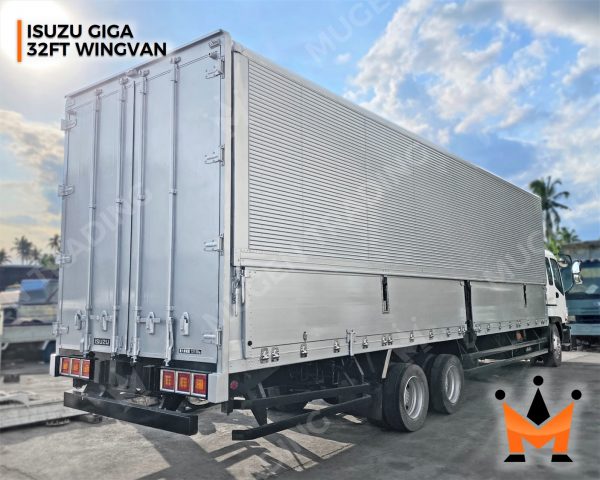 Isuzu Giga Wing Van - Image 2