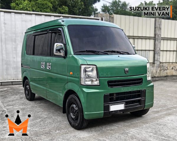 Suzuki Every DA64 Minivan - Image 7