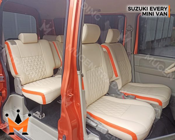 Suzuki Every DA64 Minivan - Image 25