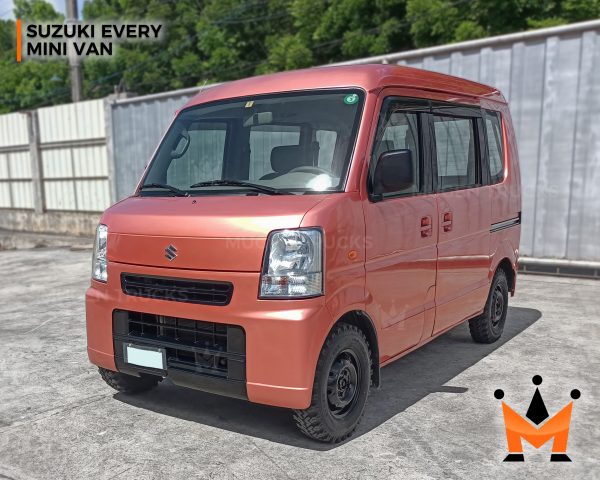 Suzuki Every DA64 Minivan - Image 11
