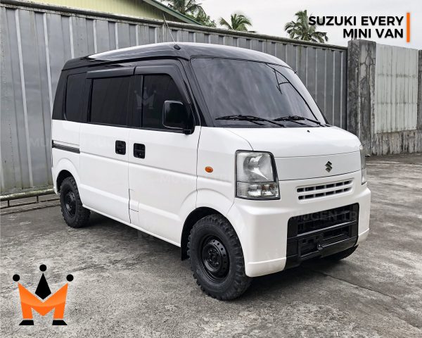 Suzuki Every DA64 Minivan - Image 8