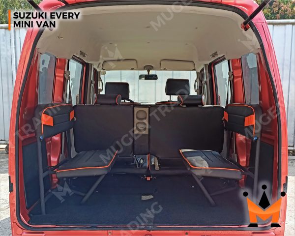 Suzuki Every DA64 Minivan - Image 27