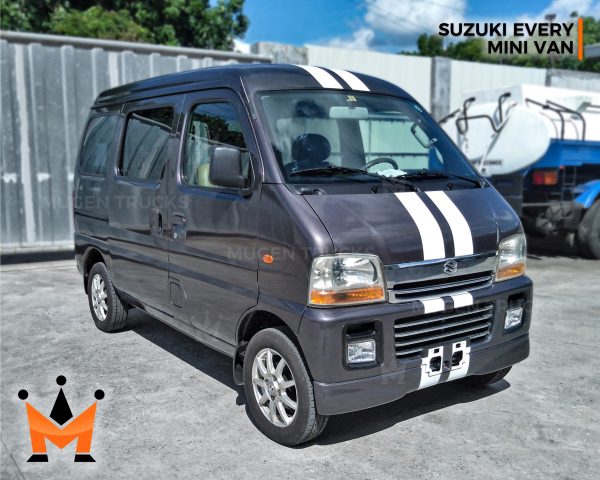 Suzuki Every DA52 Minivan - Image 5