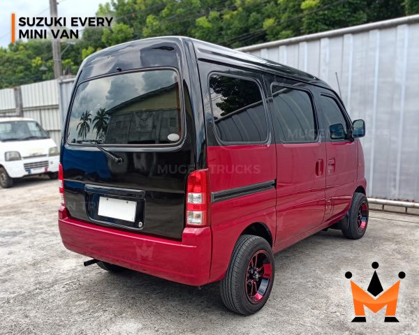 Suzuki Every DA52 Minivan - Image 2