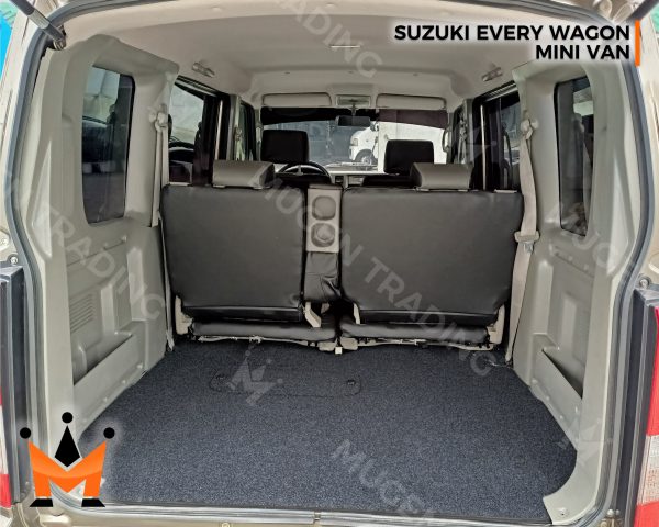 Suzuki Every Wagon DA64 Minivan - Image 24