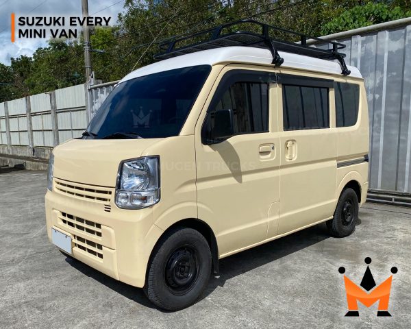 Suzuki Every DA17 Minivan - Image 10