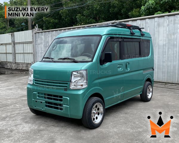 Suzuki Every DA17 Minivan - Image 10